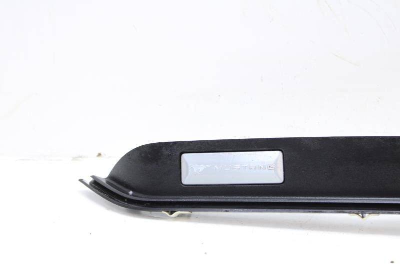 18-2023 Ford Mustang Front Right Dash Air Vent Trim Bezel FR3B-63044B88-BE *ReaD - Alshned Auto Parts