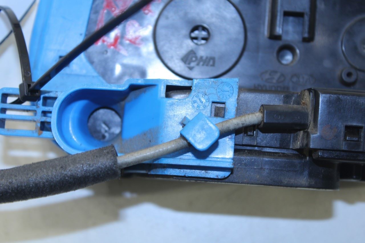 2011-2017 Hyundai Veloster Base Front Right Door Lock Latch Actuator 81320-2V010 - Alshned Auto Parts