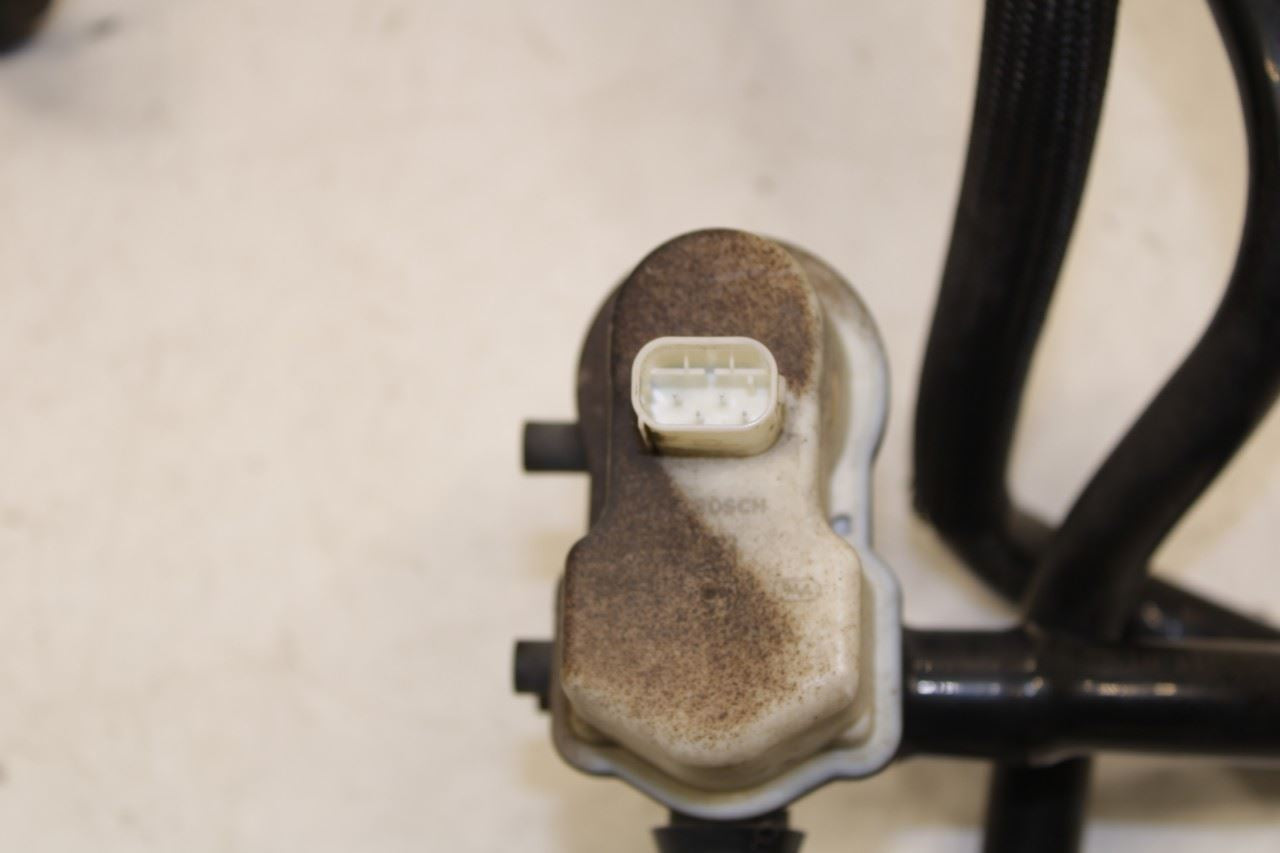 15-16 Volvo S60 T5 Premier 2.0L Fuel Vapor Evaporator Emission Canister w/ Pump - Alshned Auto Parts