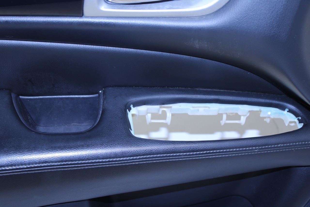 2017-2020 Nissan Pathfinder SV Front Left Driver Door Trim Panel 809A1-9PM0A OEM - Alshned Auto Parts