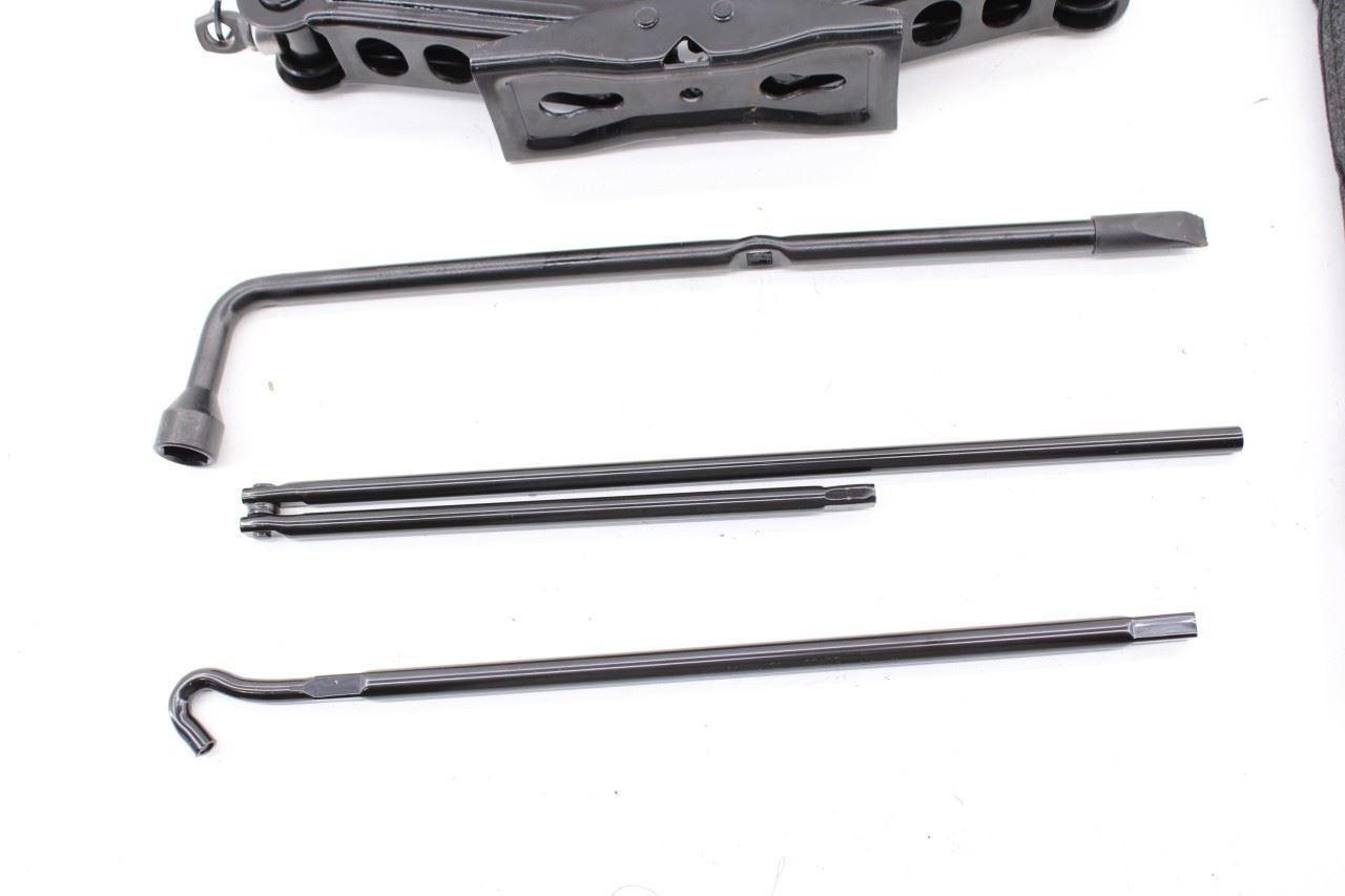 2018-2024 Ford Expedition Limited 3.5L 4WD Lift Jack and Tool Kit w/ Tools Bag - Alshned Auto Parts