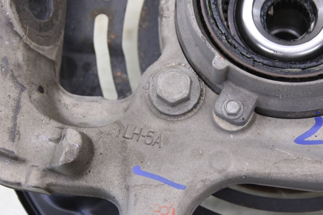 2018-2021 Ford Expedition Limited Front Left Driver Side Spindle Knuckle Hub - Alshned Auto Parts