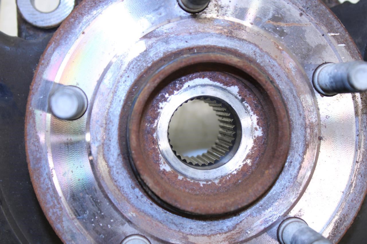 2011-2015 Jeep Grand Cherokee Limited Front Left Spindle Knuckle Hub 68022629AD - Alshned Auto Parts