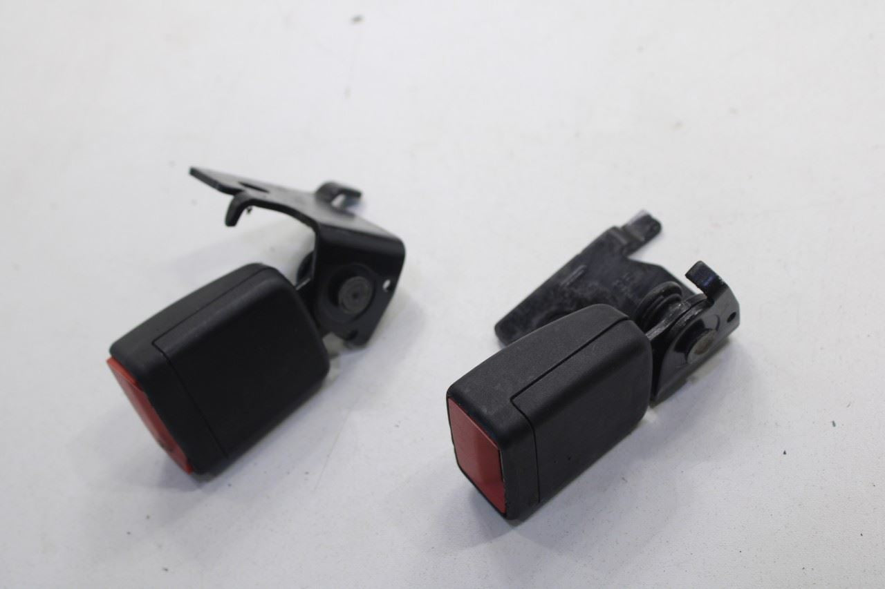 17-19 Alfa Romeo Giulia Rear RH and LH Center 2nd Row Seat Belt Buckle Set of 4 - Alshned Auto Parts