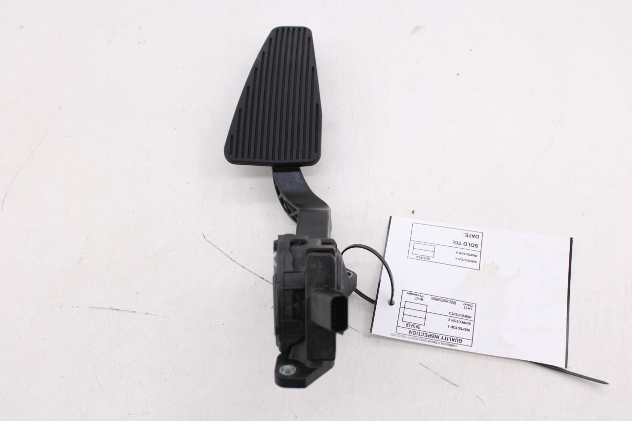 14-24 Ram 1500 Classic Quad Cab Accelerator Throttle Gas Pedal Sensor 68043161AD5
