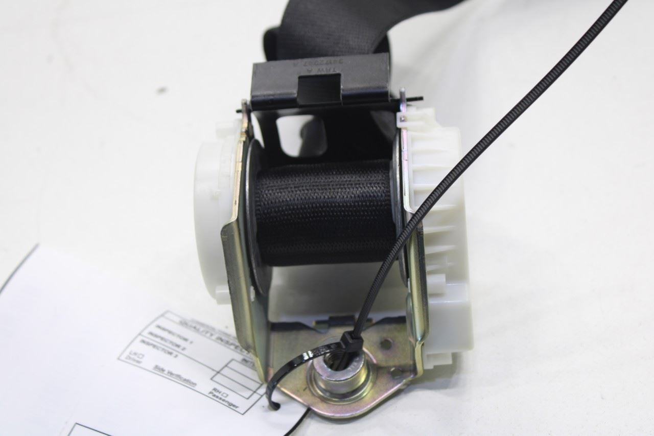 2010-15 BMW 750i xDrive 4.4L Rear Center 2nd Row Seat Belt Retractor 72117269504 - Alshned Auto Parts