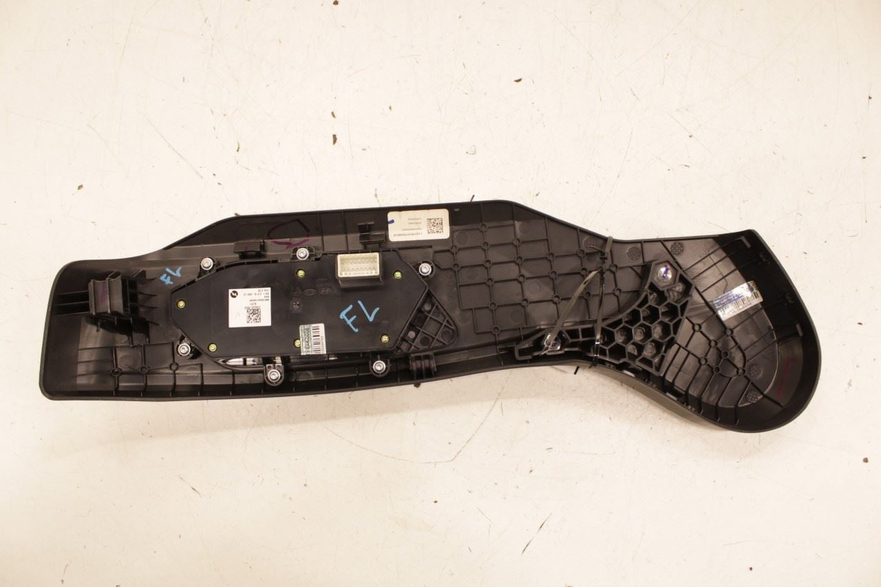 2022-25 Hyundai Tucson SEL Front Left Side Power Seat Adjustment Switch w/ Trim - Alshned Auto Parts