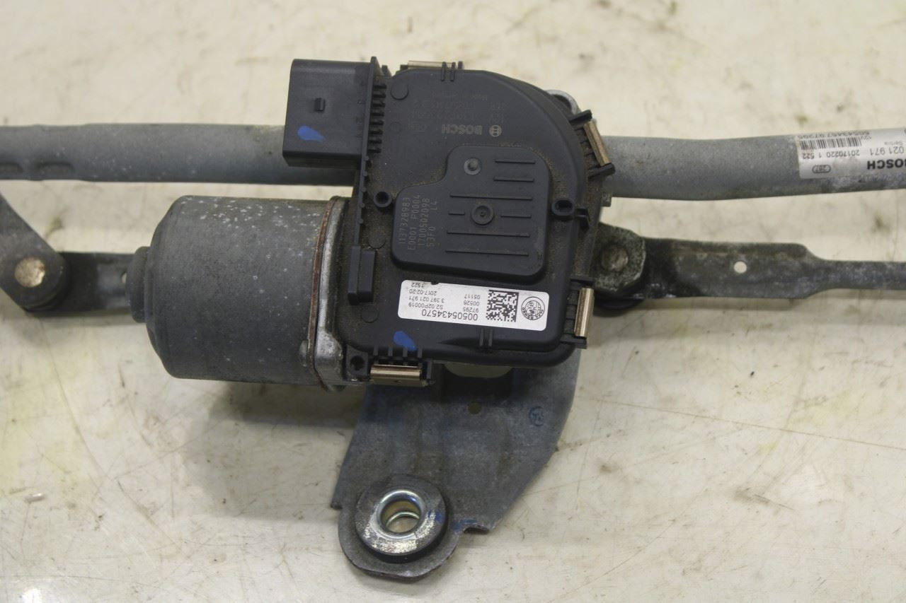 2017-2023 Alfa Romeo Giulia Ti FR Windshield Wiper Transmission Linkage w/ Motor - Alshned Auto Parts
