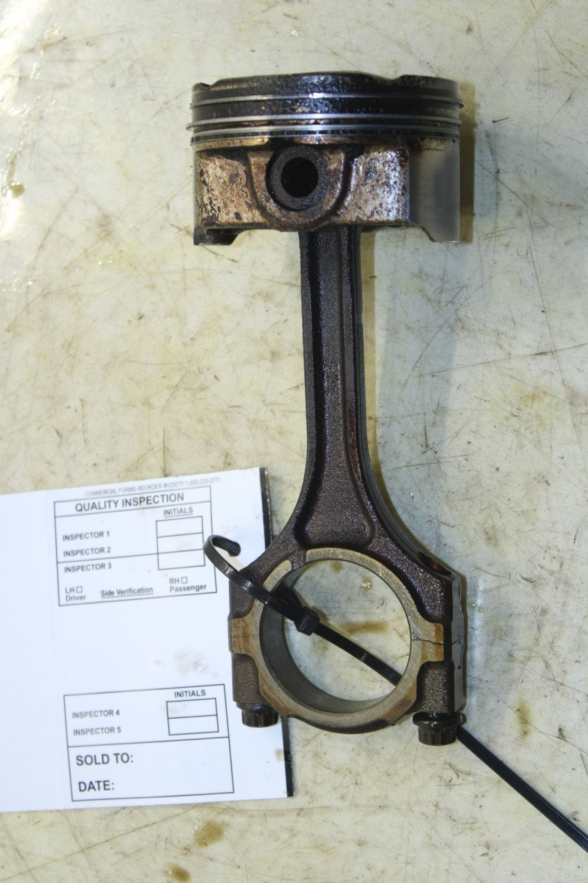 11-17 Hyundai Veloster 1.6L FWD Engine Piston No 4 w/ Connecting Rod 23041-2B620 - Alshned Auto Parts