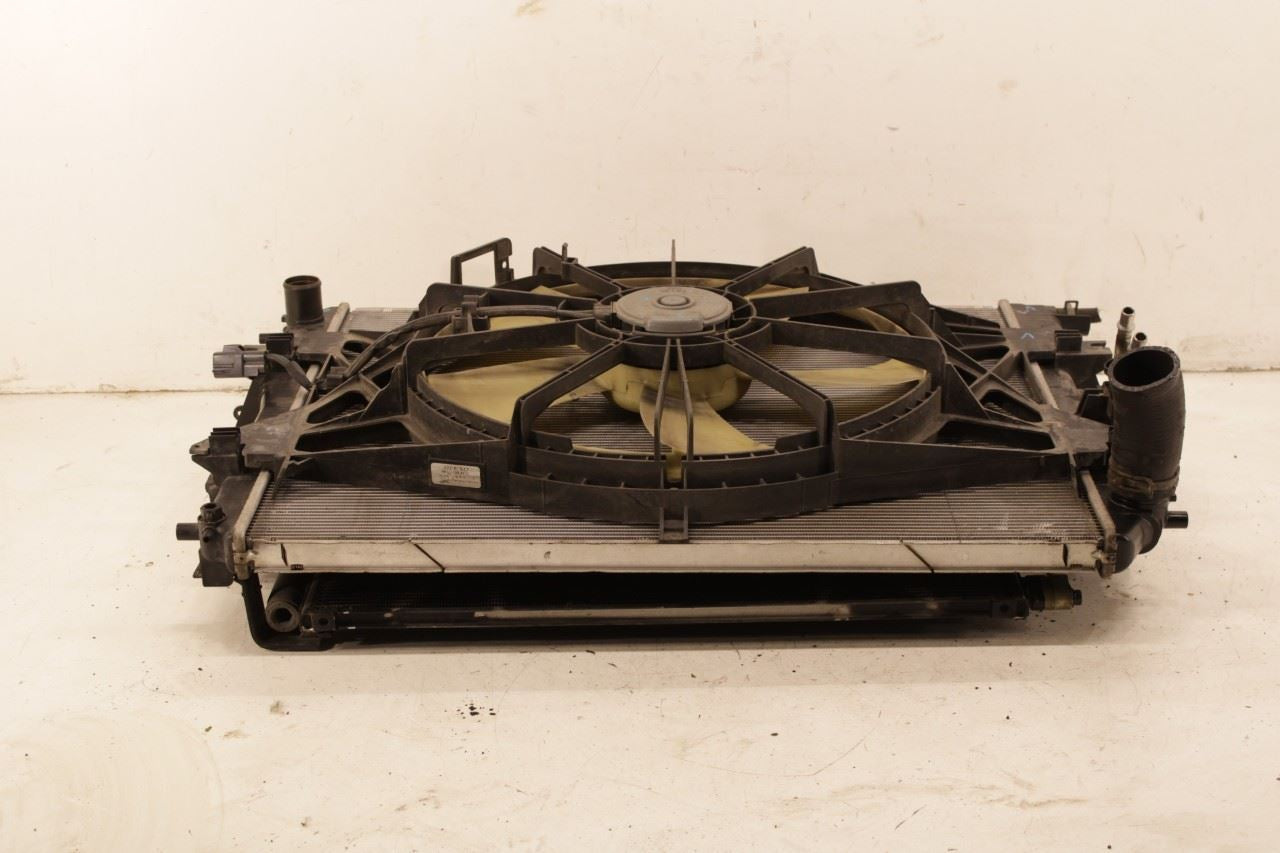 14-18 RAM 2500 Tradesman 6.4L Engine Radiator w/ Cooling Fan Assy 68232742AB OEM - Alshned Auto Parts