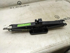 2015-2020 Kia Sorento EX 3.3L AWD Scissor Lifting Jack Assembly 09110-C5000 OEM