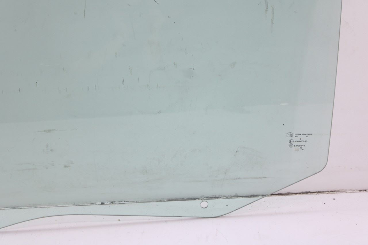 2008-2020 Dodge Grand Caravan SXT Front Left Door Window Movable Glass 4894611AB4