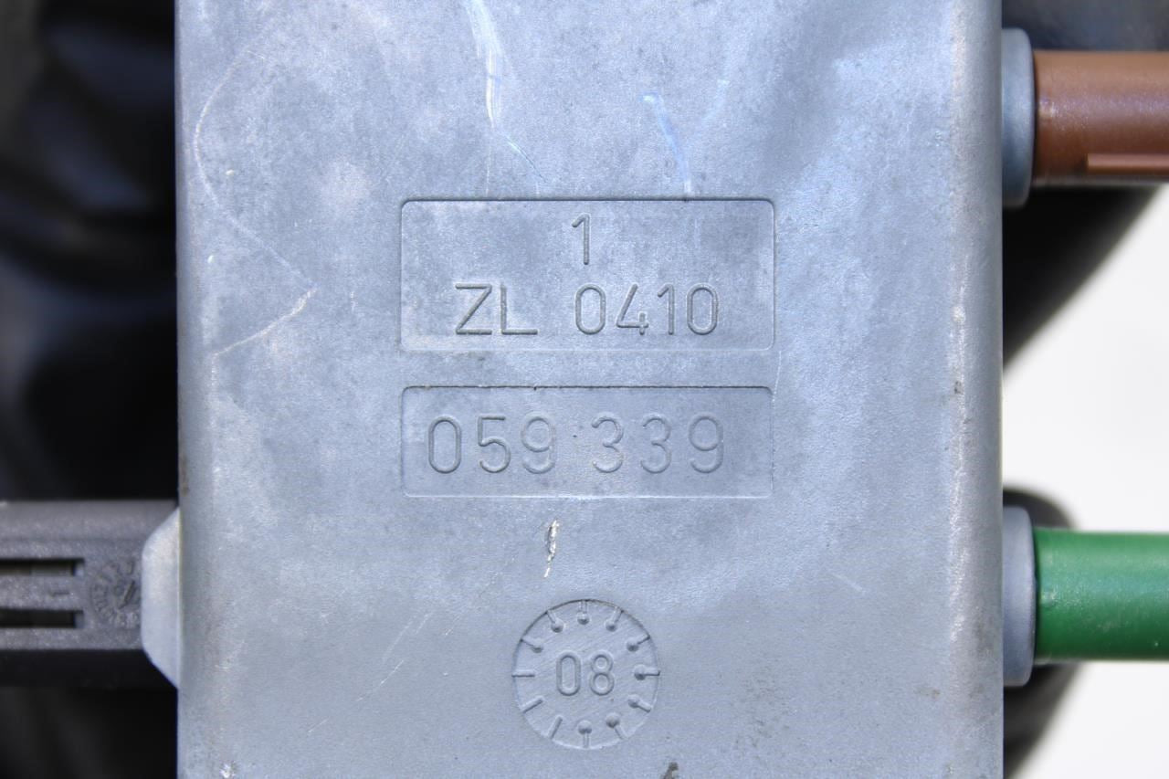 2007-2017 Mercedes-Benz S550 Antenna Amplifier Splitter Module 221-820-37-89 OEM - Alshned Auto Parts