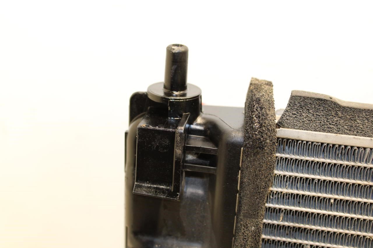 2019-2024 Nissan Altima SL 2.5L Engine Cooling Radiator 21460-6CA0A OEM - Alshned Auto Parts