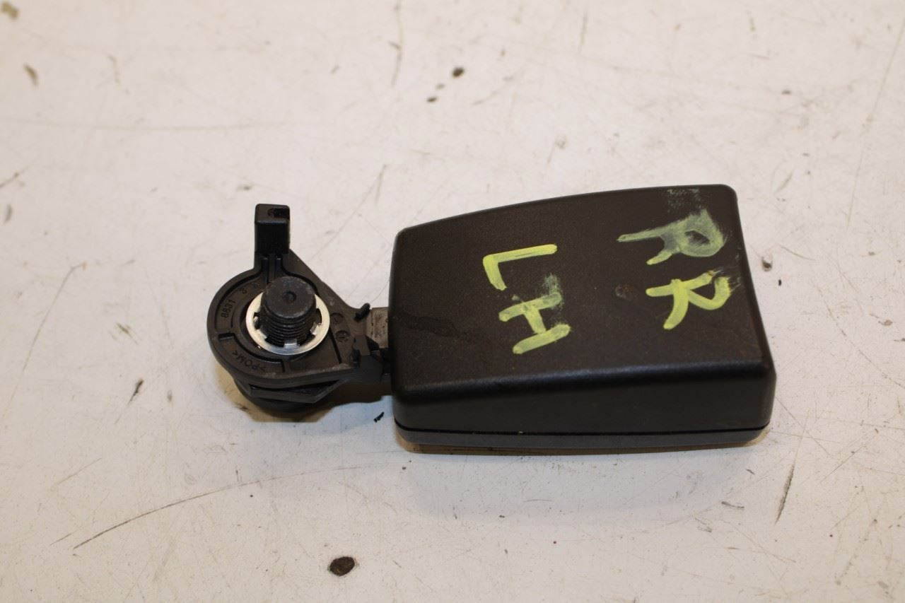 11-18 Porsche Cayenne Platinum Rear RH Left and Center 2nd Row Seat Belt Buckle - Alshned Auto Parts