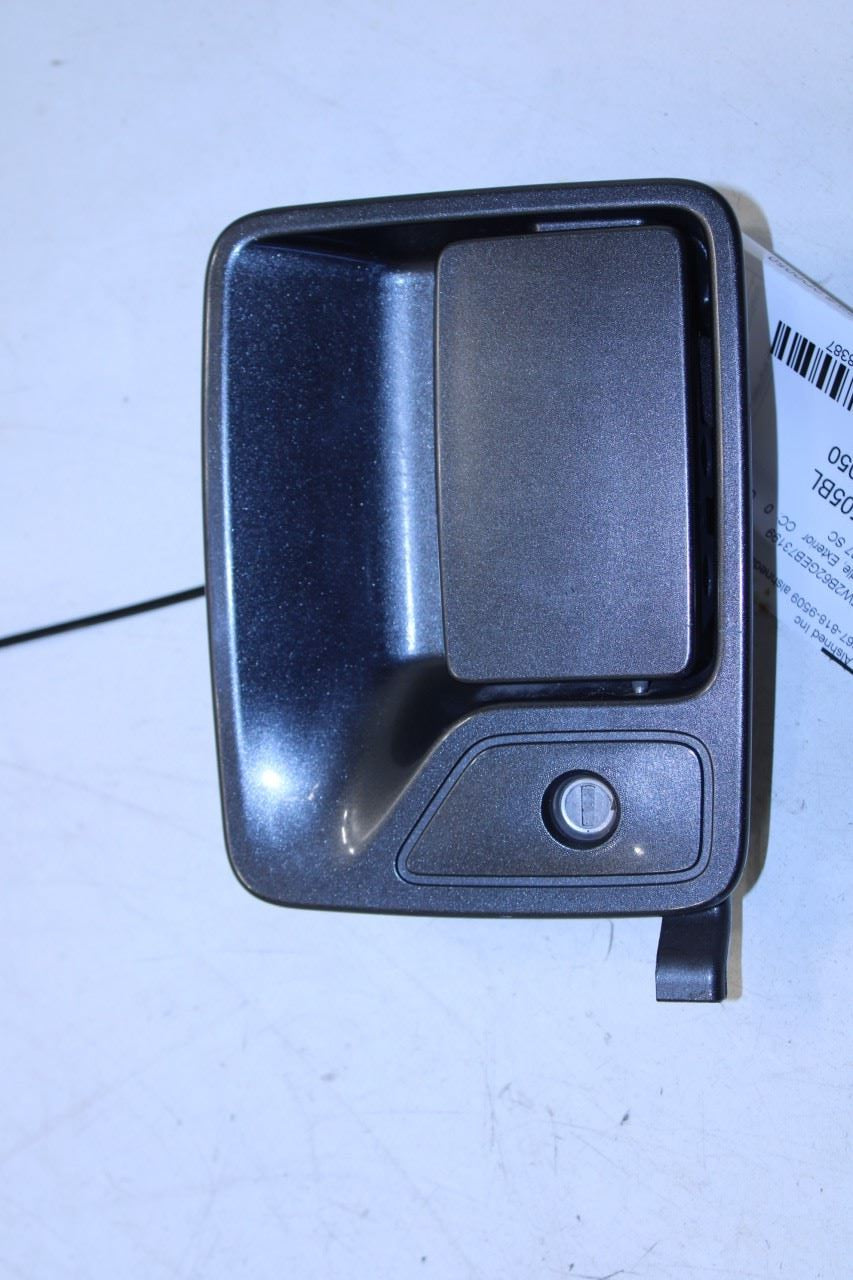 05-16 Ford F250 Lariat Crew Cab 6.2L Front Driver Left Side Door Exterior Handle - Alshned Auto Parts