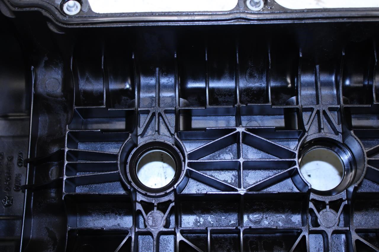 2011-2015 Jeep Grand Cherokee Limited 3.6L Right Side Engine Cylinder Head Cover - Alshned Auto Parts