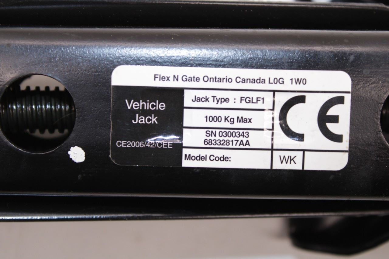11-20 Jeep Grand Cherokee Summit Lift Jack and Tool Kit w/ Foam Holder Container - Alshned Auto Parts