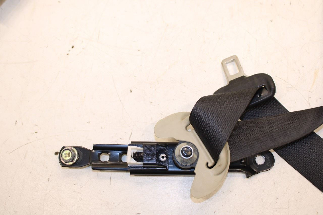 2014-2017 Infiniti QX50 3.7L AWD Front Passenger Right Side Seat Belt Retractor - Alshned Auto Parts