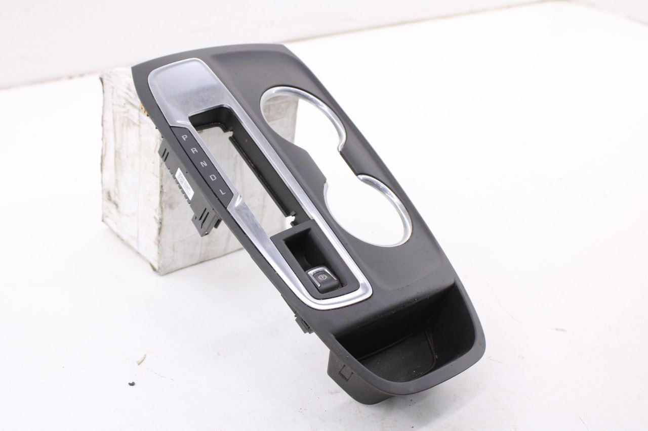 2018-24 Chevrolet Equinox LT Center Console Shifter Trim w/ Parking Brake Switch4