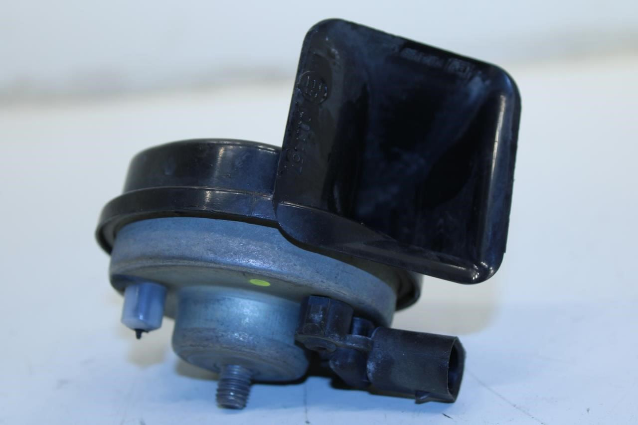 2014-2016 BMW 435I Gran Coupe xDrive Low Note Horn w/ Bracket 7245422-05 OEM - Alshned Auto Parts
