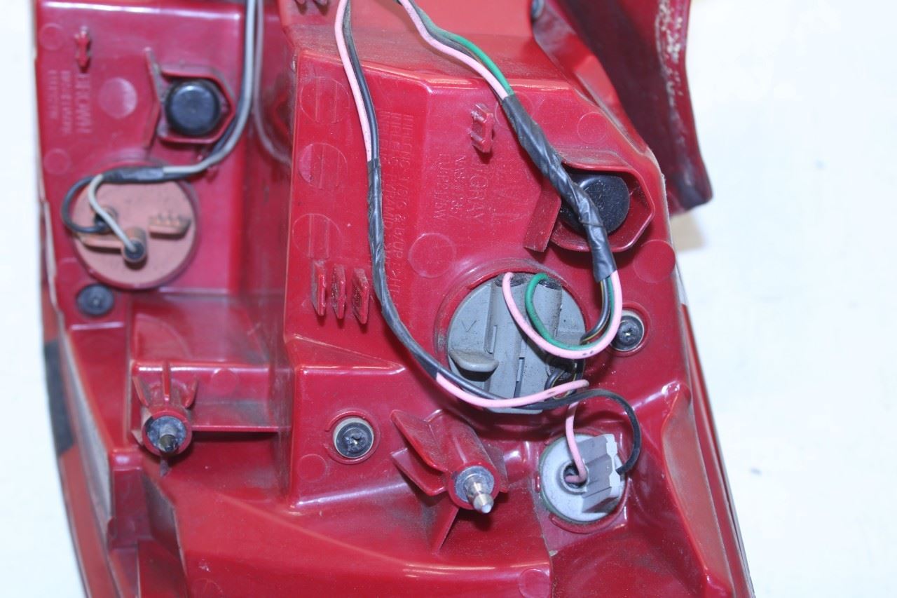 2011-17 Hyundai Veloster Base Rear Left Driver Side Tail Light Lamp 92401-2V000 - Alshned Auto Parts