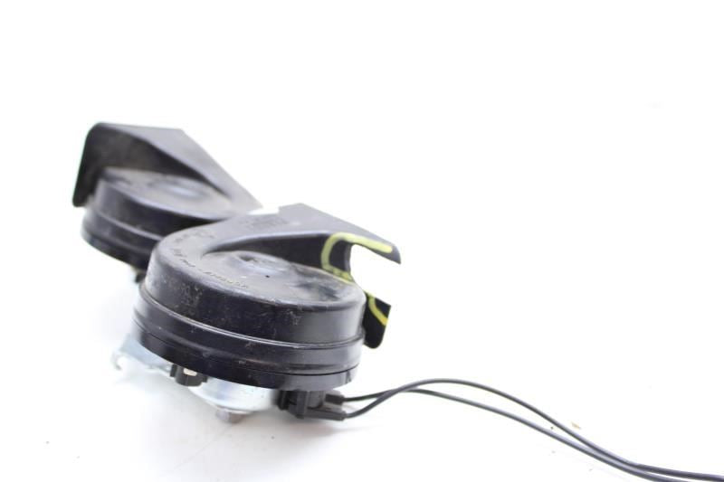 2018-2023 Ford Mustang High and Low Note Horn w/ Bracket JR3Z-13832-A OEM *ReaD* - Alshned Auto Parts