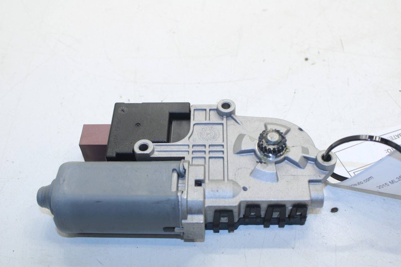 2012-2015 Mercedes-Benz ML350 Sunroof Sun Roof Motor 166-900-04-09 OEM - Alshned Auto Parts