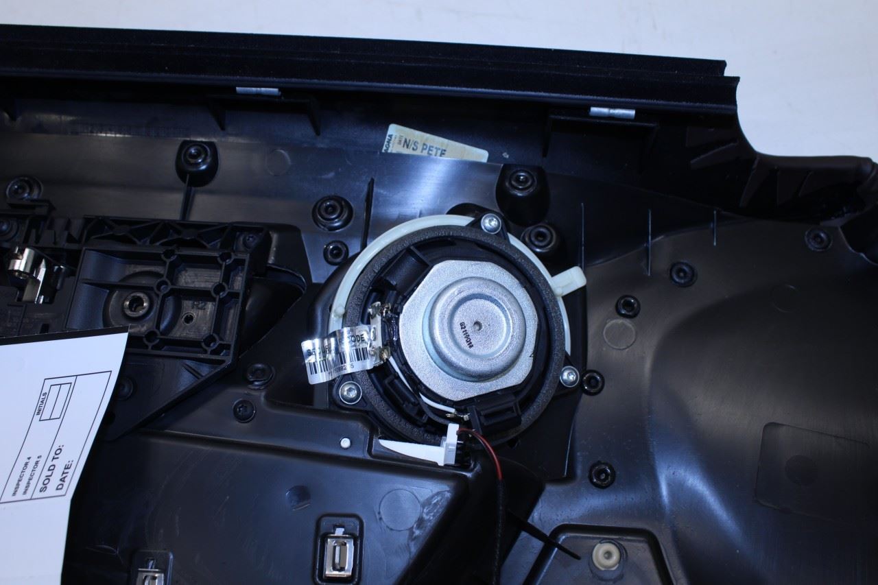 2012 Jaguar XF Portfolio Front Right Passenger Door Trim Panel 8X23-5423712-E - Alshned Auto Parts