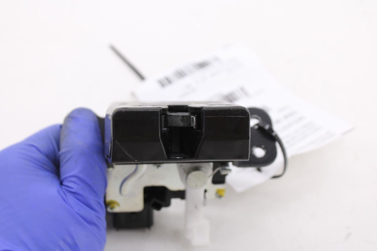 2019-21 Hyundai Veloster Rear Liftgate Tailgate Latch Lock Actuator 81230-J30004
