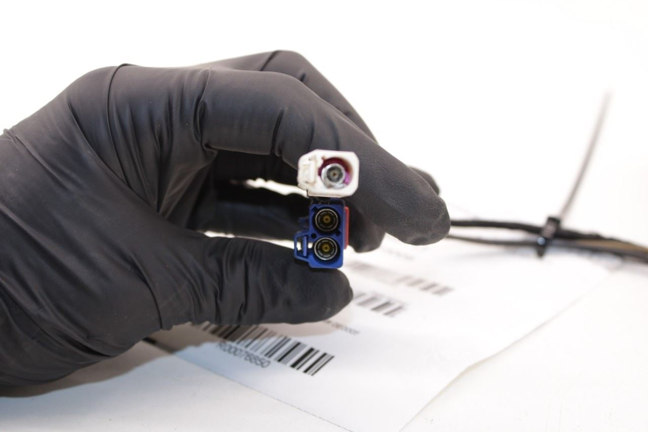 2014-2017Jeep Grand Cherokee Summit Roof Exterior Shark Fin Radio Antenna - Alshned Auto Parts