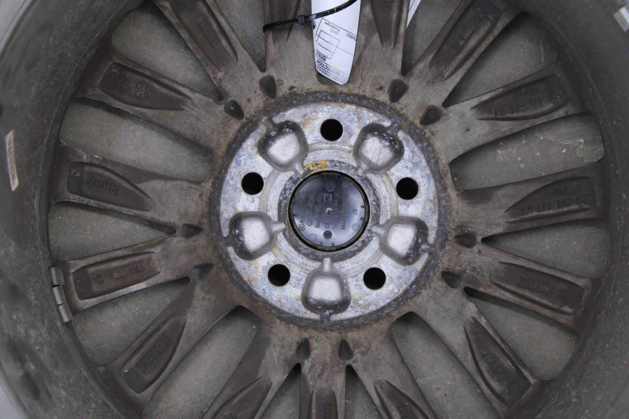 11-16 Volkswagen Jetta Sport Alloy Wheel R17x7.0J 15 Spoke 5C0601025AJ OEM *ReaD3