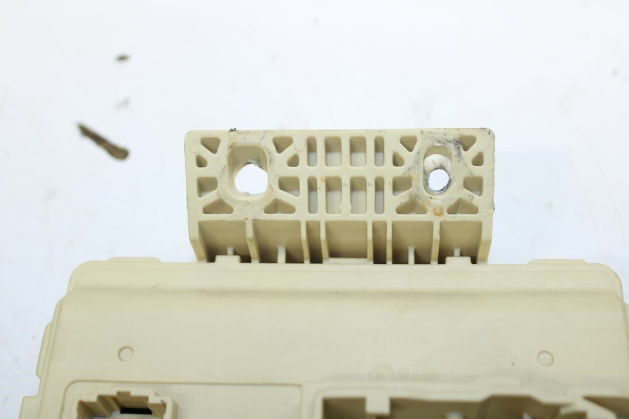 2022-2023 Kia Stinger GT1 Cabin Fuse Relay Box Junction Block 91952-J5110 OEM - Alshned Auto Parts