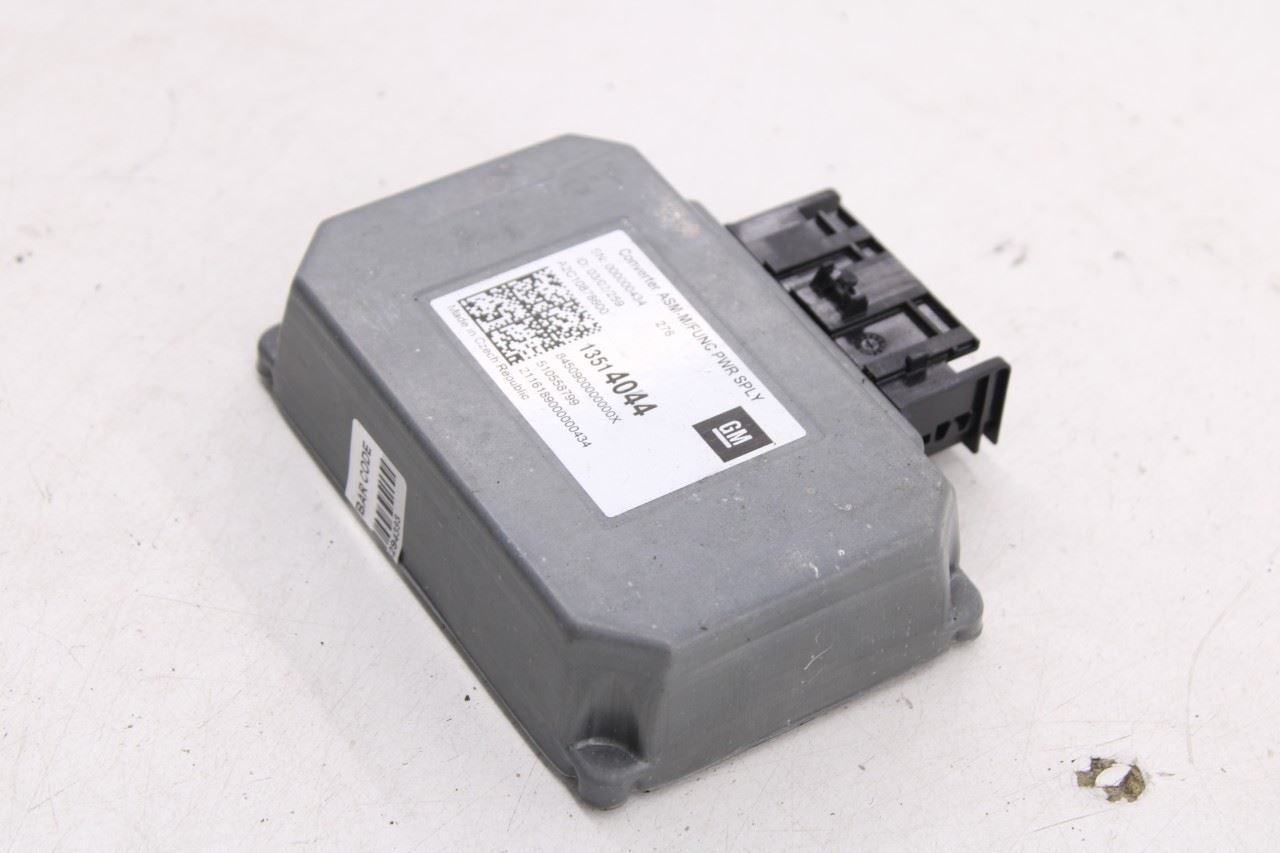 2017-2019 Buick Lacrosse Premium Power Supply Voltage Inverter Converter Module3