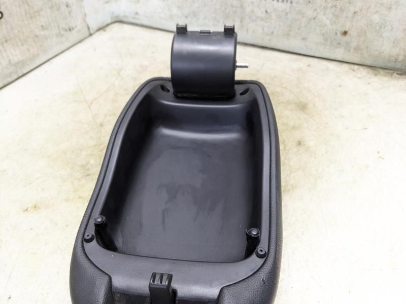 2014-2019 Kia Soul Center Console Armrest Lid Cover 84660-B2000EQ OEM - Alshned Auto Parts