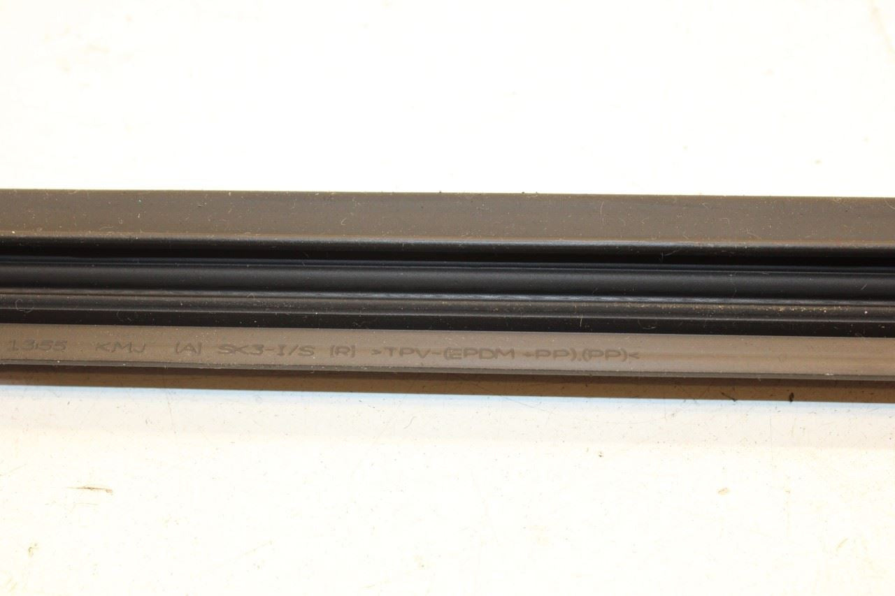 20-25 Kia Soul LX Rear Right Door Run Guide Channel w/ Belt Molding Weatherstrip - Alshned Auto Parts