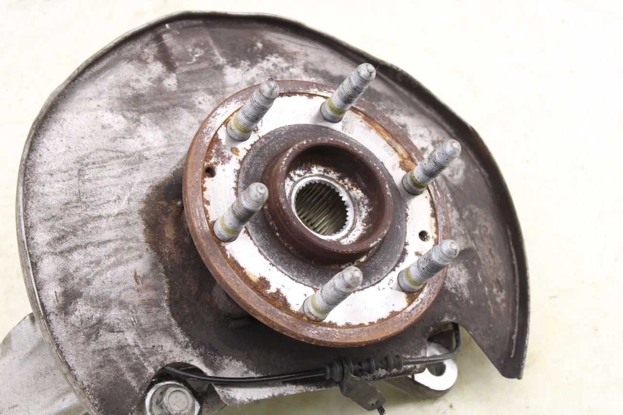2019-2024 Chevrolet Silverado LT-L Front Right Side Spindle Knuckle Hub *ReaD* - Alshned Auto Parts