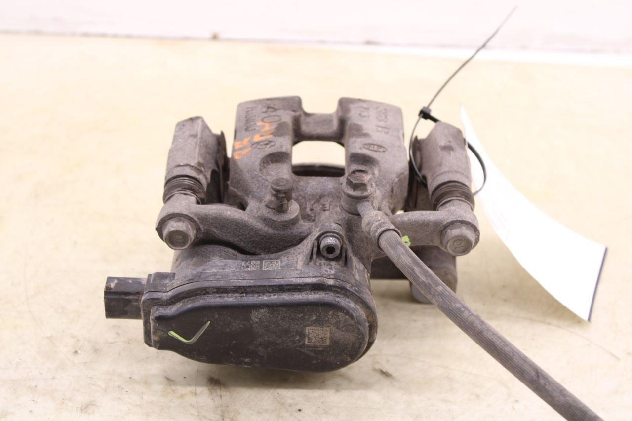2019-2020 Hyundai Santa Fe SEL Rear Right Side Brake Disc Caliper 58311-S1A30 - Alshned Auto Parts