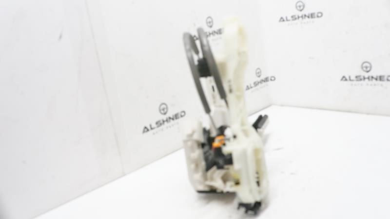 2019-23 Hyundai Santa Fe SEL 2.5L AWD Front Right Side Door Lock Latch Actuator3