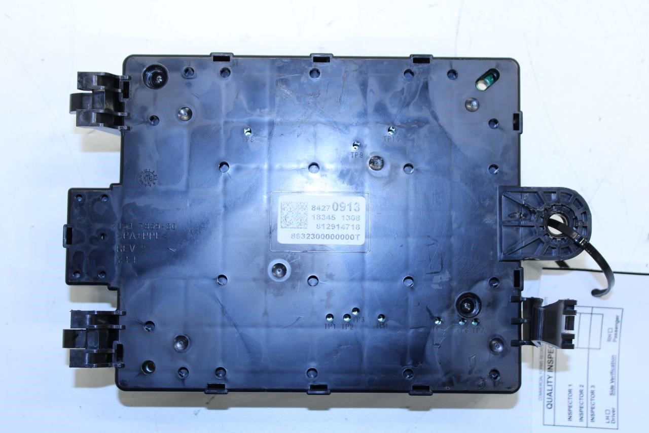 2018-2019 GMC Acadia SLT-1 3.6L Cabin Fuse Relay Junction Block Box 84270913 OEM - Alshned Auto Parts