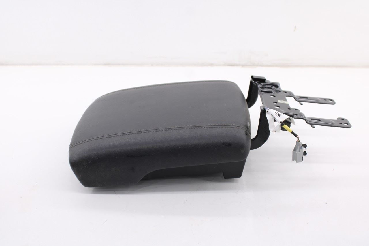 19-25 RAM 1500 Big Horn Center Console Armrest Storage Lid Cover Assy 5YM331X7AG2