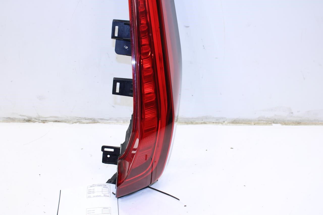 2019-2025 Cadillac XT4 Premium Rear Right Outer Tail Light Lamp 84864834 OEM - Alshned Auto Parts