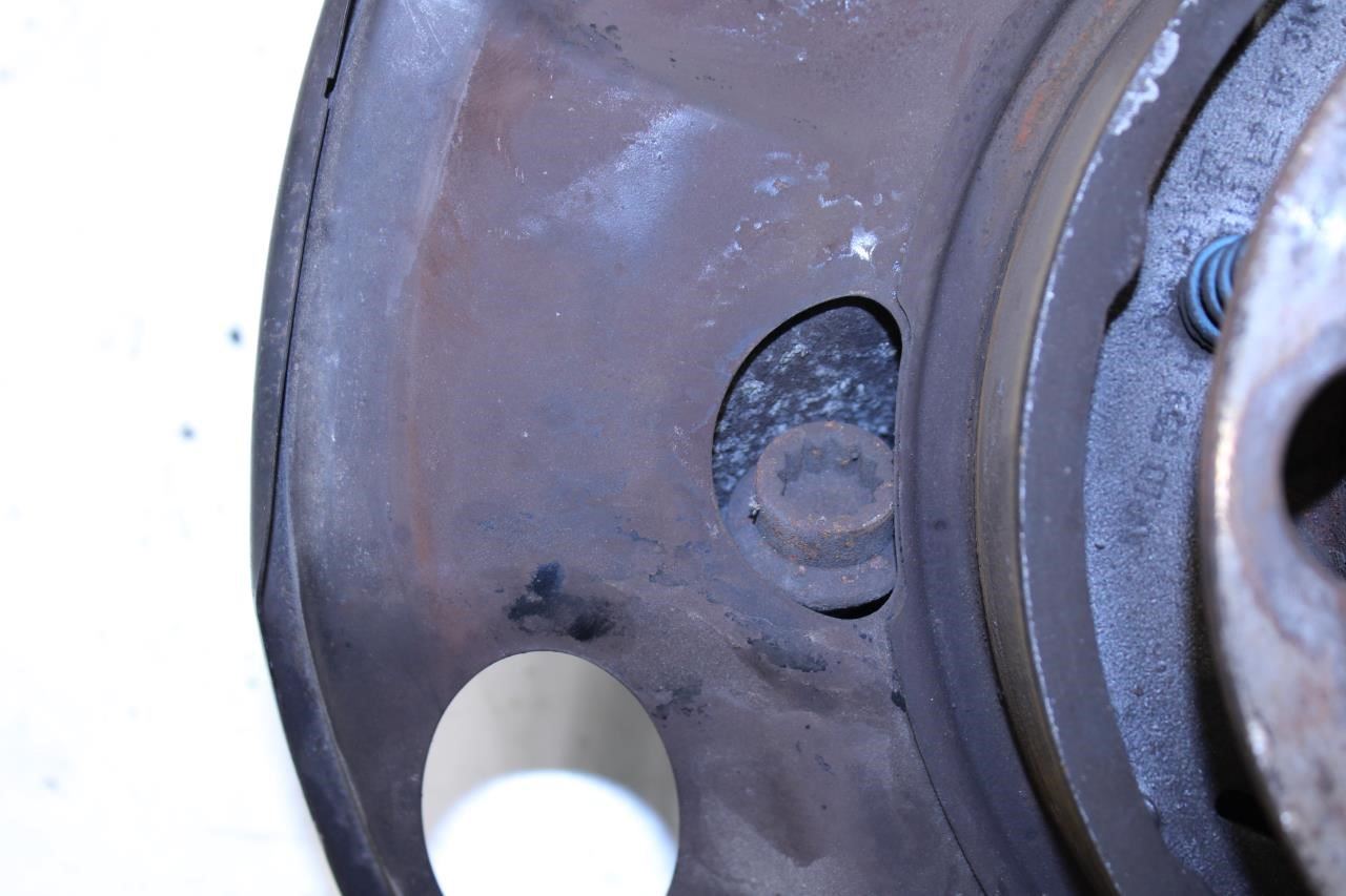 07-11 Mercedes-Benz S550 AWD Rear RH Side Spindle Knuckle Hub 221-350-22-08 OEM - Alshned Auto Parts