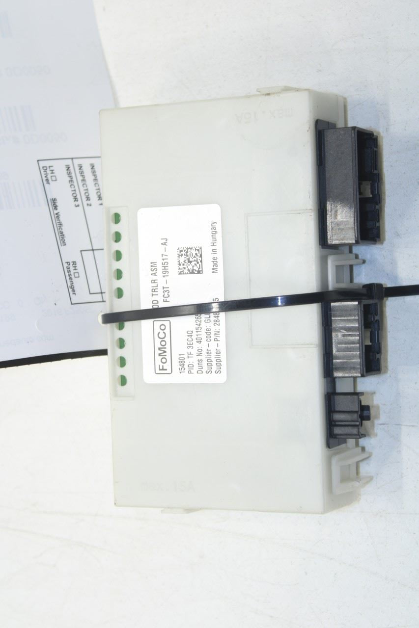 2015-2016 Ford F250 Lariat Crew Cab Trailer Brake Towing Module FC3T-19H517-AJ - Alshned Auto Parts