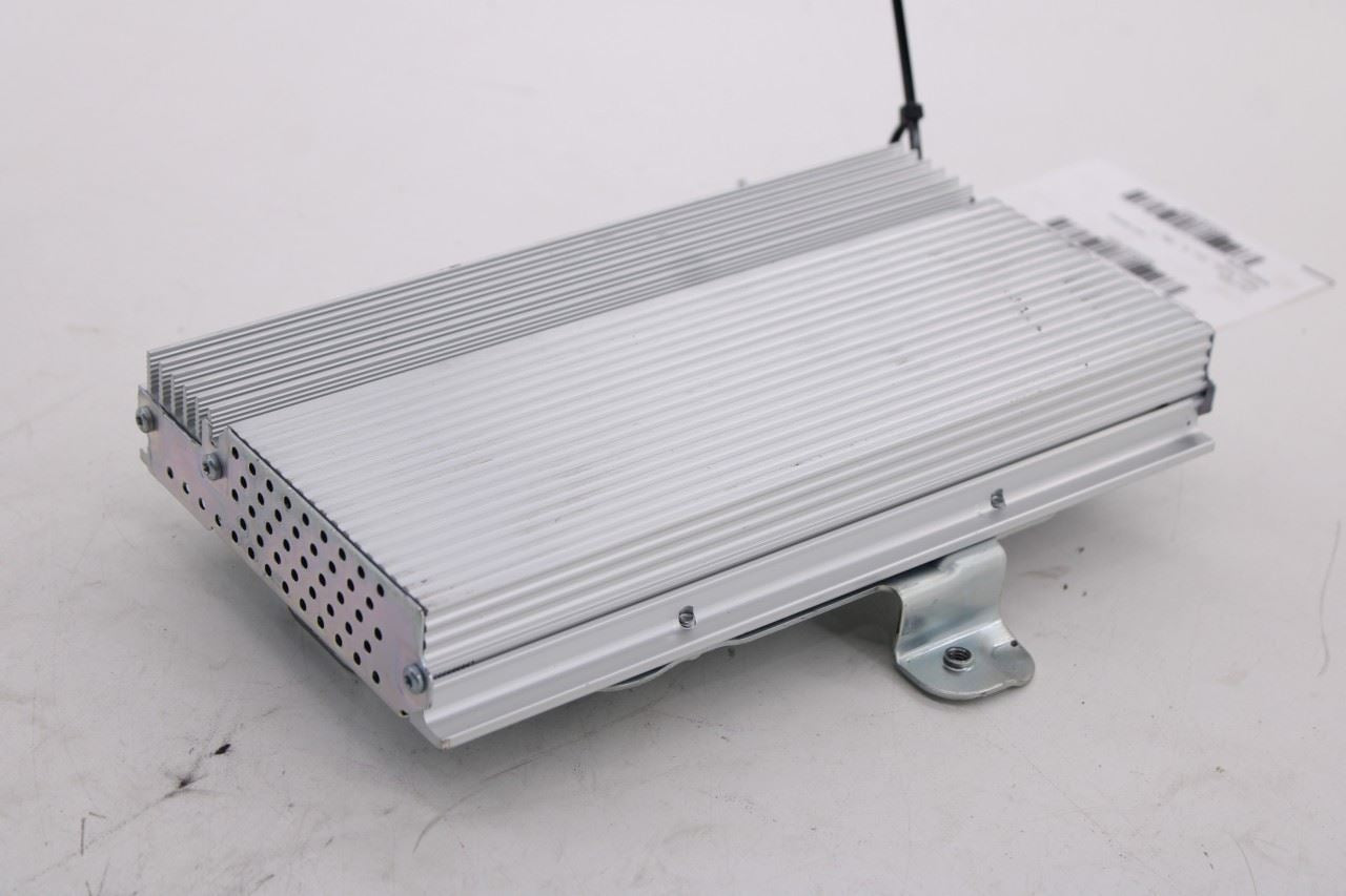 2008-2020 Dodge Grand Caravan GT Sound System Amplifier Amp 68370208AA OEM4