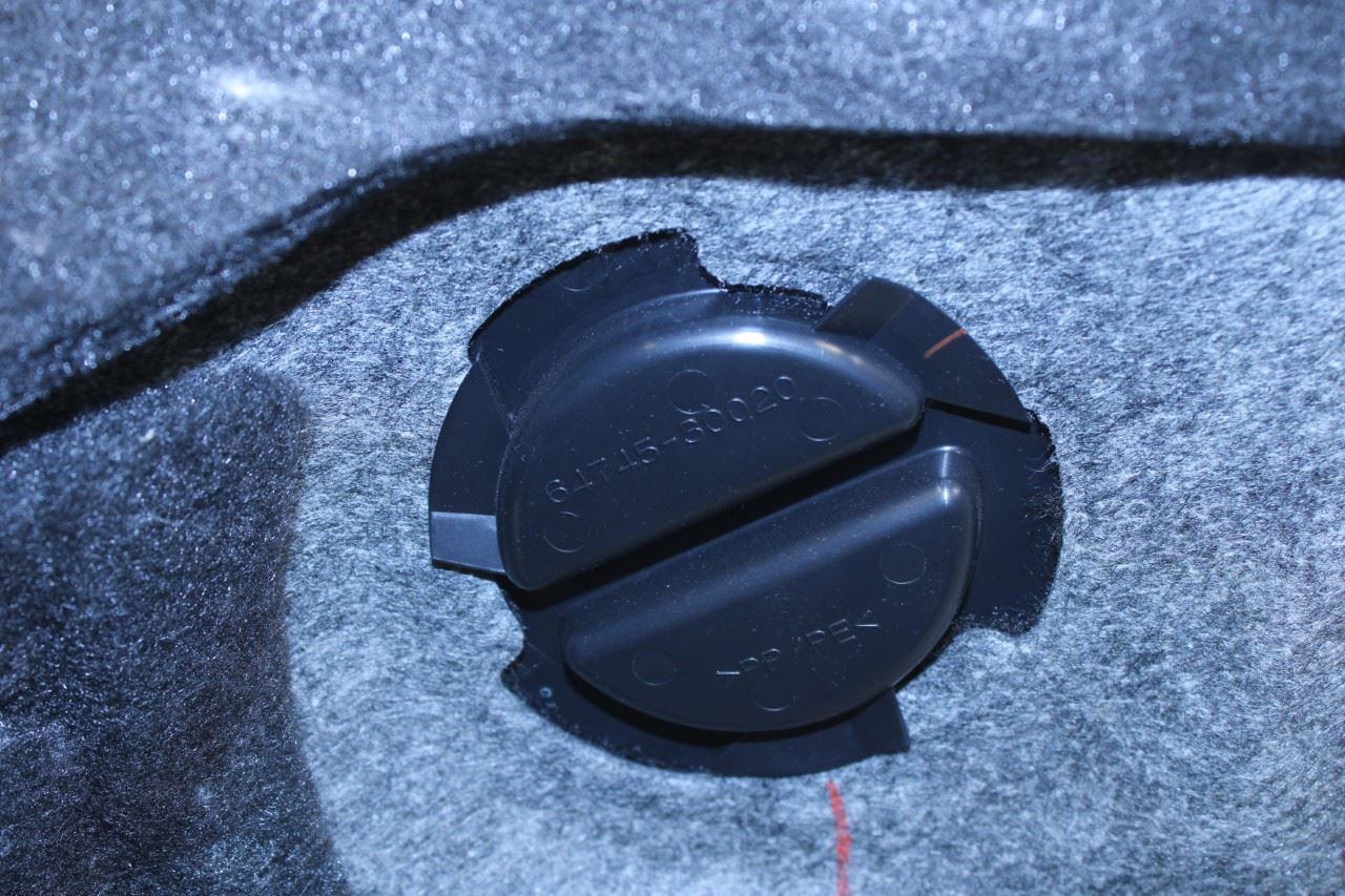 2013-20 Lexus GS350 Rear Left Side Trunk Quarter Panel Trim Cover 64722-30271-C0 - Alshned Auto Parts