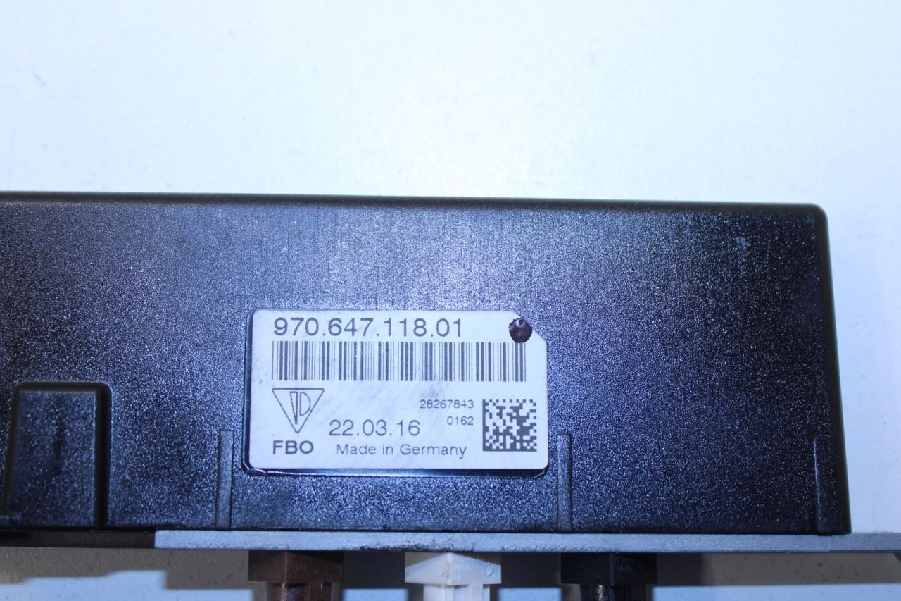 2010-2016 Porsche Panamera 4 Right Side Antenna Amplifier Booster Control Module - Alshned Auto Parts