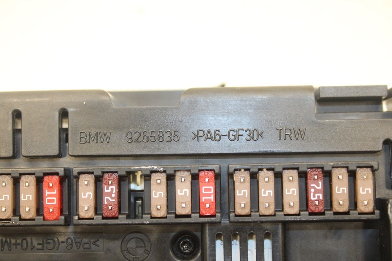 2014-18 BMW X5 xDrive35i 3.0L Front Cabin Power Distribution Fuse Main Relay Box - Alshned Auto Parts