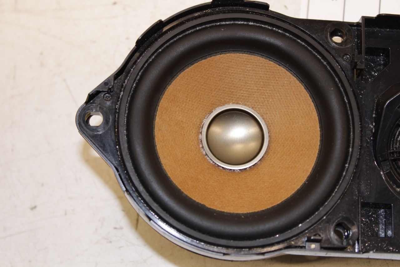 11-17 BMW X3 xDrive28i Dash Instrument Panel Center Hifi Loudspeaker 65139237280 - Alshned Auto Parts