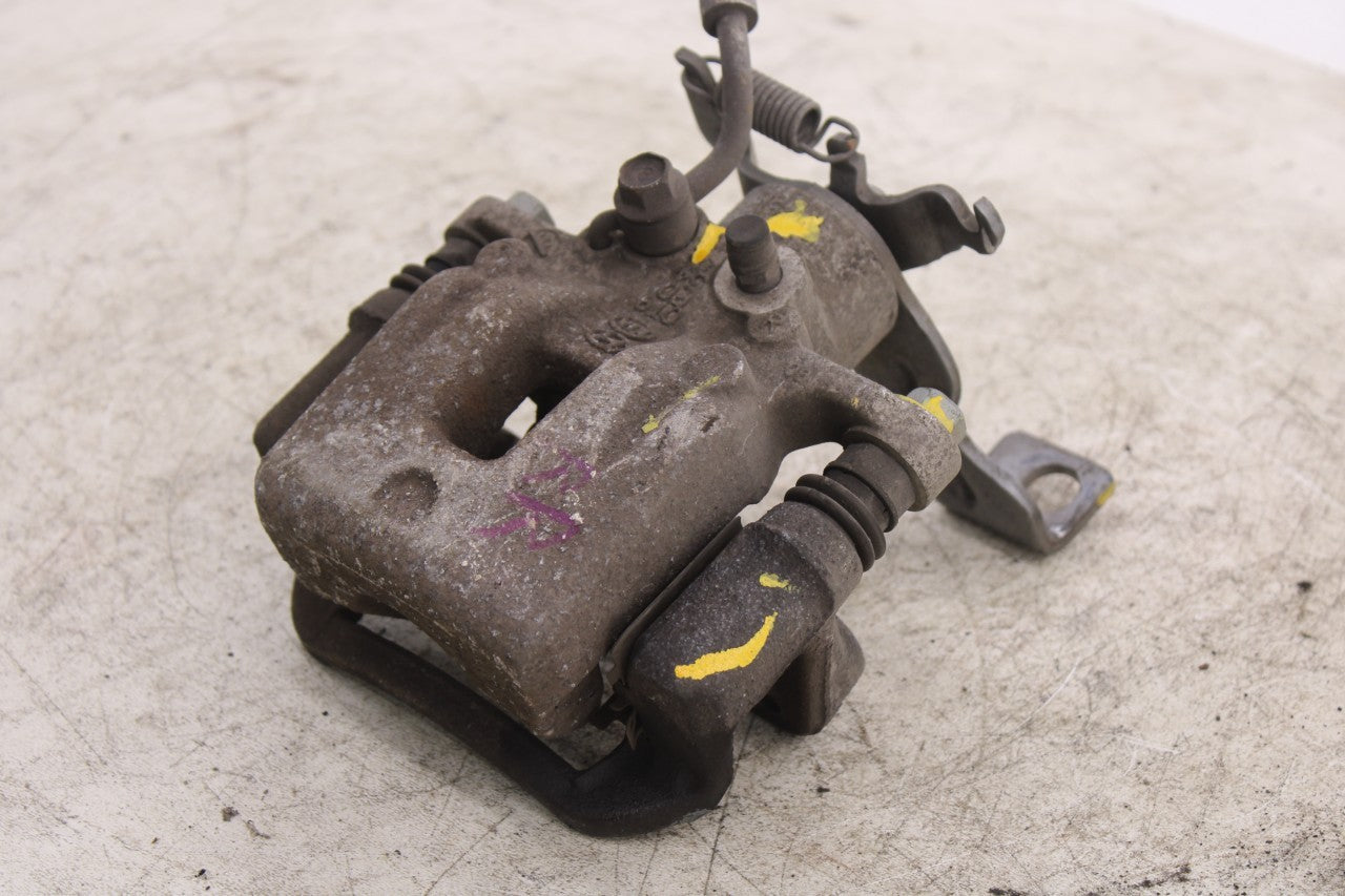 2019-2021 Hyundai Veloster Rear Right and Left Driver Side Disc Brake Caliper4